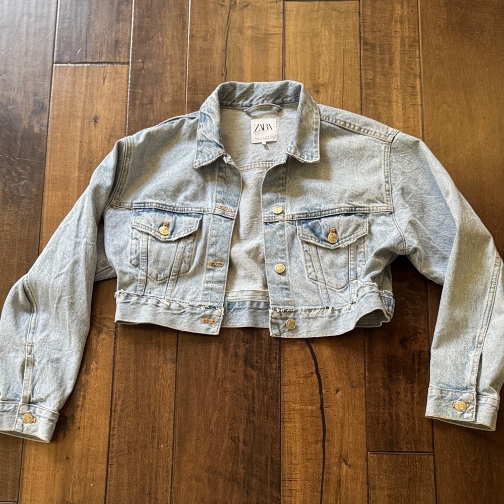 Zara distressed cropped Classic Blue Jean Jacket